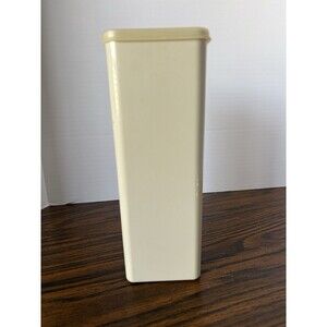 Tupperware Velvetta Cheese or Cracker Keeper - Almond Color